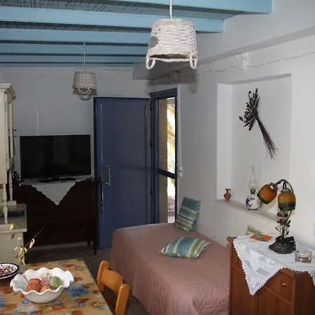 Cavo Paradise شقة فندقية Kímolos